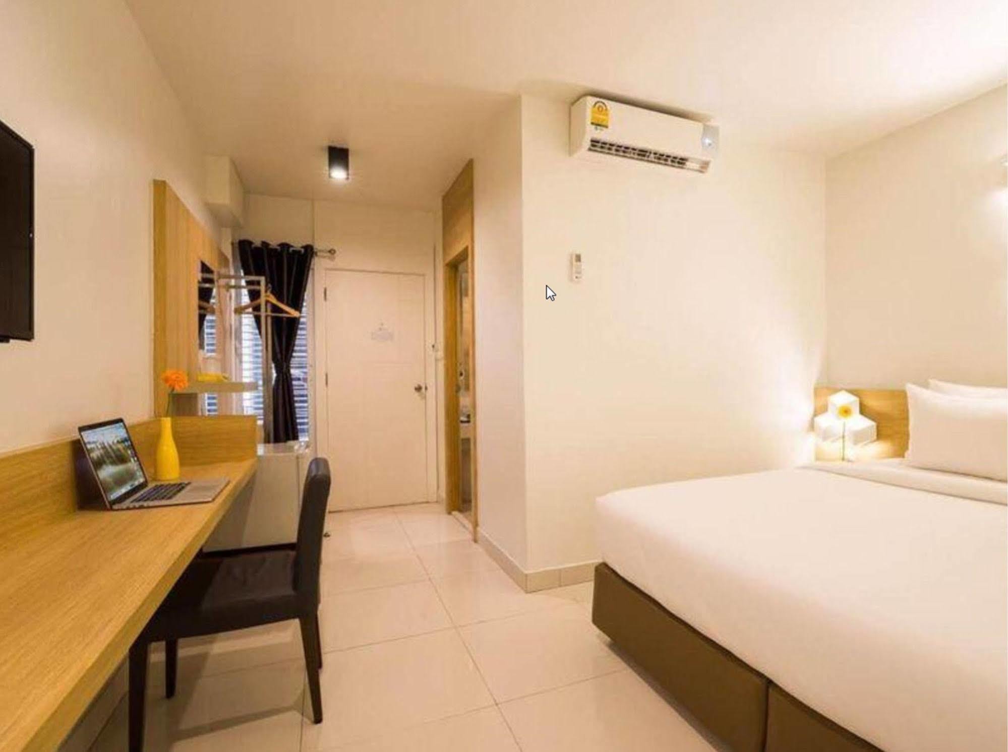 Bedtime Pattaya Hotel Kültér fotó